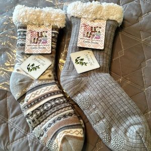 Muk Luks Cabin Socks